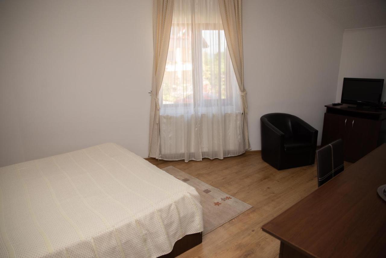 Motel Moara Veche Săcălăşeni Exterior foto