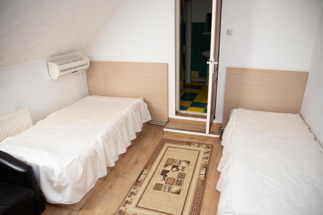 Motel Moara Veche Săcălăşeni Exterior foto